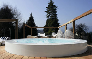 Jacuzzi