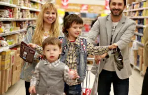 Le sac cabas publicitaire permet de faire connaître les enseignes commerciales tout en luttant contre la pollution