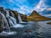 visitez l'islande et ses cascades