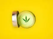 crème cosmétique avec CBD