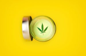 crème cosmétique avec CBD
