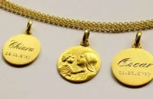 médailles de baptême