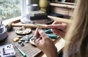 A la recherche de bijoux artisanaux pour une femme ? bijoux pour femme