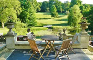 Comment nettoyer son salon de jardin avant l’hiver ? Nos conseils salon de jardin