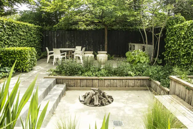 swimming pool in the garden potentiel de jardin
