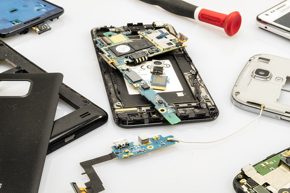 réparer un téléphone