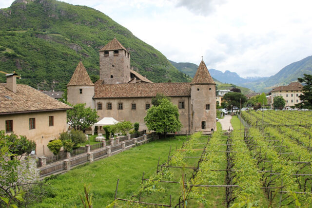 chateau dans Beaujolais