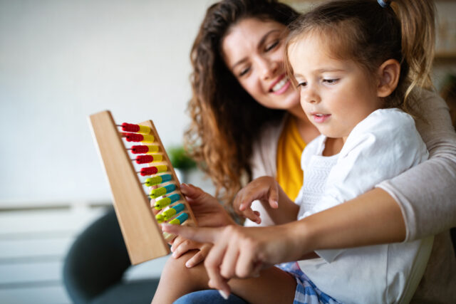 auxiliaire petite enfance