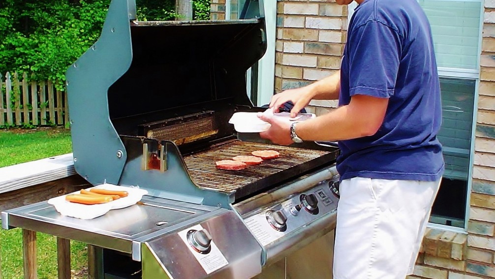 des accessoires pour barbecue