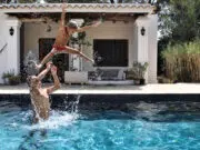 Pourquoi choisir une maison de vacances avec piscine privée sur la Costa Brava ? maison de vacances avec piscine privée