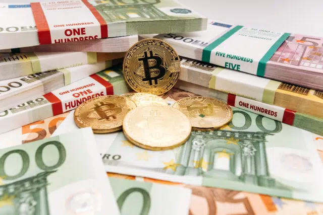 bitcoin et argent bitcoin et argent
