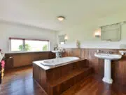 salle de bain rustique