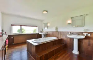 Comment créer une salle de bain rustique ? salle de bain rustique