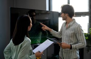 Les critères de choix d’un écran interactif pour un enseignement ludique suivant les niveaux écran interactif