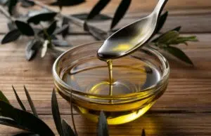 Huile d’olive : voici ses 6 avantages que vous ignoriez sans doute !