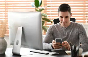 Un homme marié attiré par une autre femme : les signes homme marié