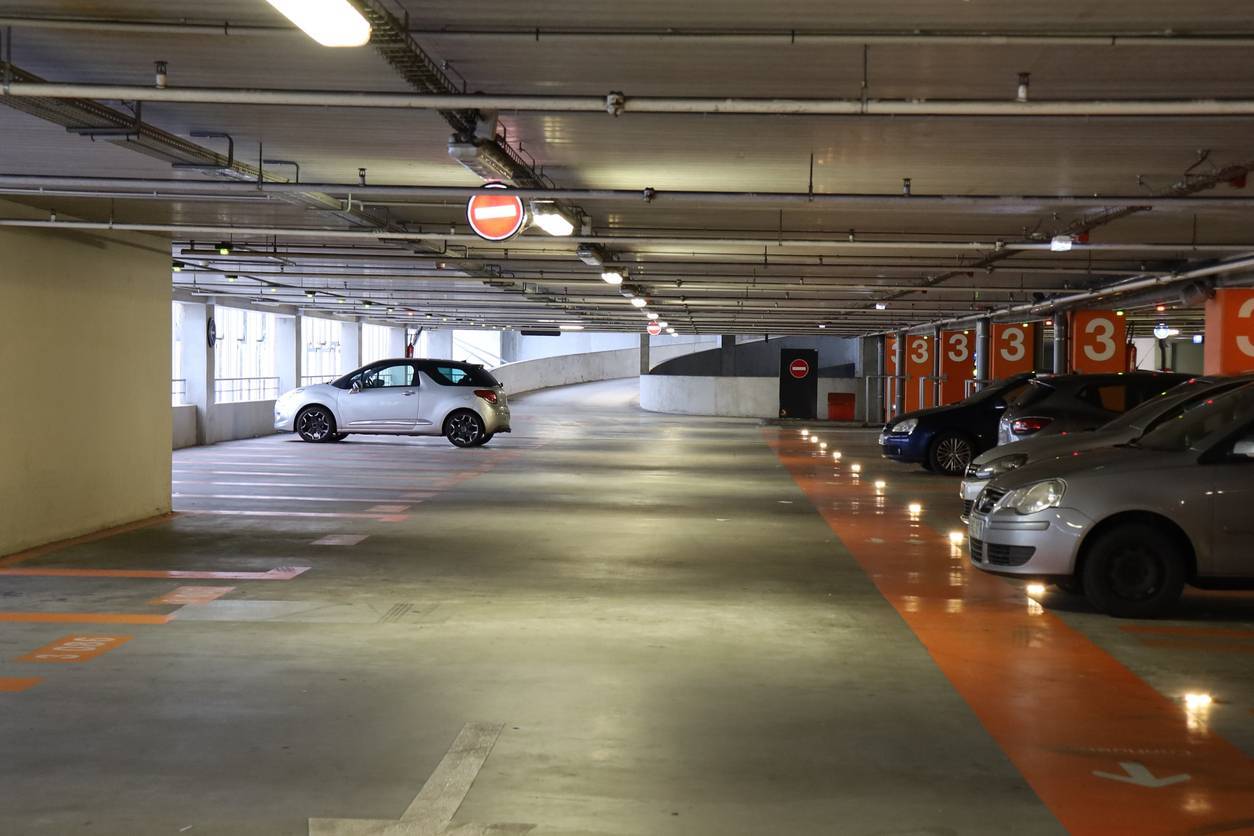 Parking privé sécurisé