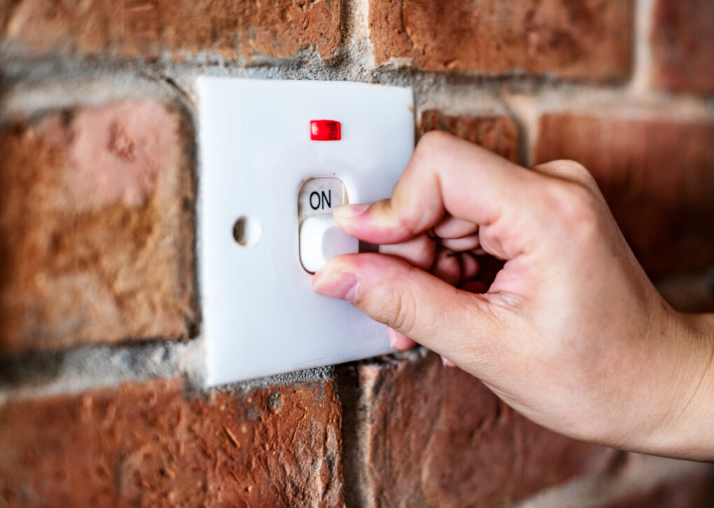 Un guide complet des interrupteurs à boutonpoussoir — free download