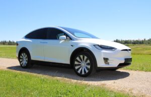 voiture tesla