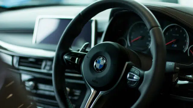 Comment choisir les meilleurs tapis de voiture ? Les critères à prendre en compte...