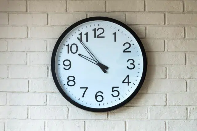 aiguille des minutes aiguille des minutes