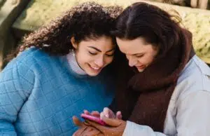 Comment faire un cœur avec le clavier de téléphone portable ? faire un cœur