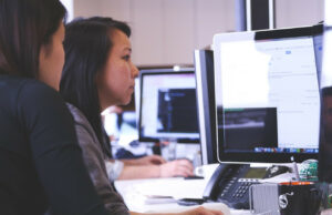 Gérer efficacement son parc informatique en entreprise : les clés du succès Gérer efficacement son parc informatique en entreprise : les clés du succès