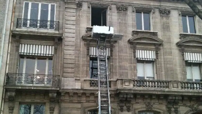 location monte meuble