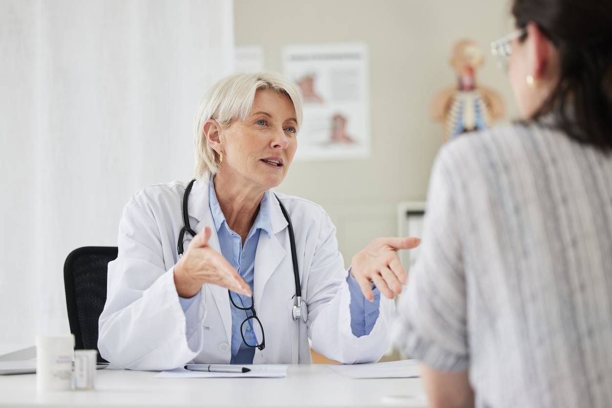 Discussion diagnostic avec médecin 