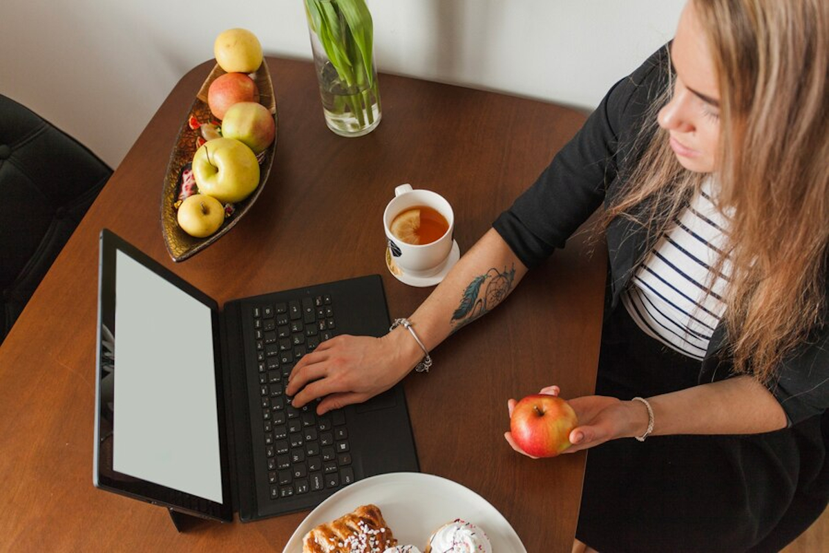 panier de fruits bureau