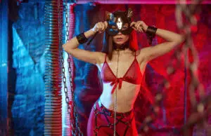 Fêtes BDSM : immersion dans les soirées à thème captivantes BDSM