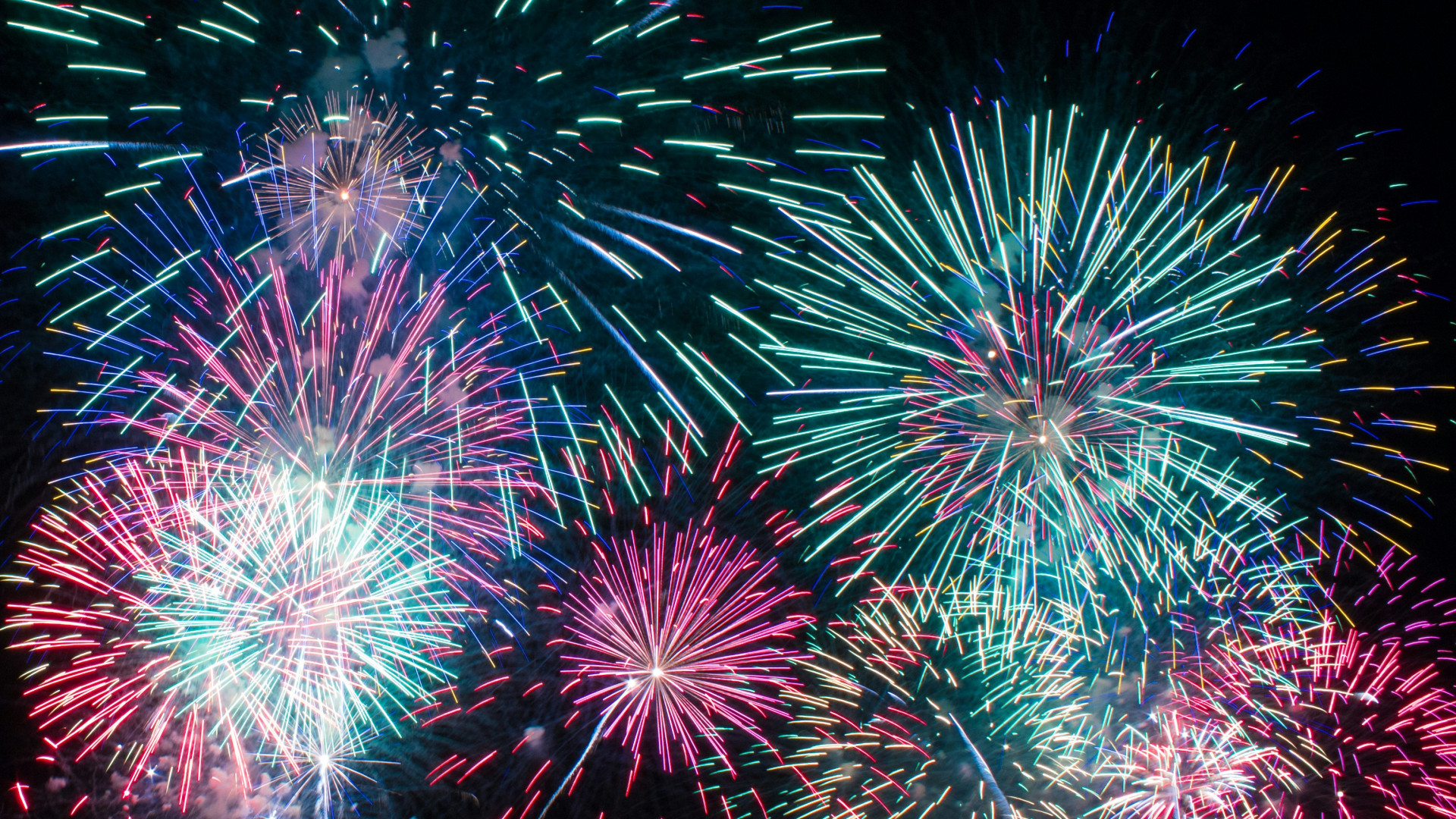 Organisez un spectacle pyrotechnique mémorable chez vous