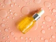 L'acide acétique en cosmétique