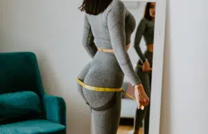 Chirurgie d’augmentation des fesses en Tunisie : coûts et résultats détaillés augmentation fesses