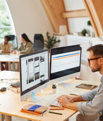 Choisir une agence web ou un collectif freelance pour son micro-SaaS collectif de freelance tech