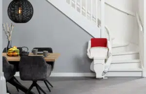 Vivre confortablement chez soi après 50 ans : les solutions d’aménagement Vivre confortablement