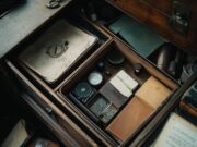 Découvrez les meilleures box aux enchères en France pour les collectionneurs