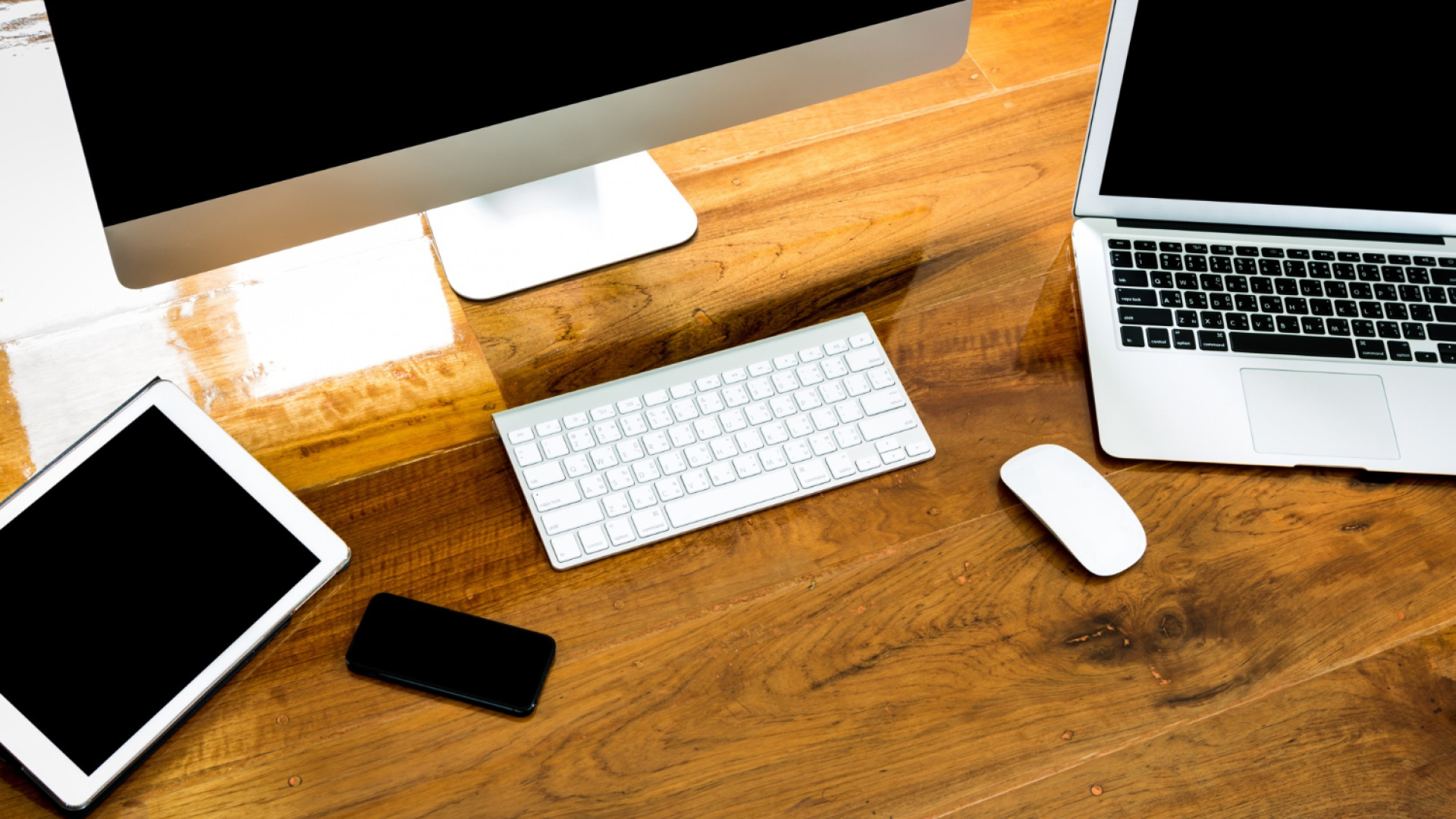 Les produits informatiques incontournables dans un bureau professionnel