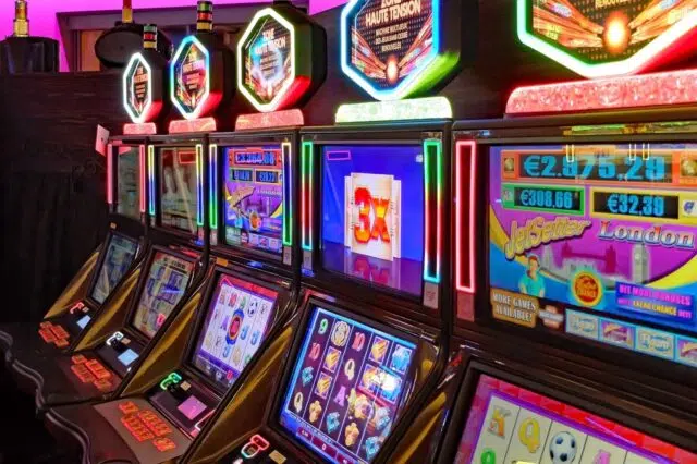 casino- casino-
