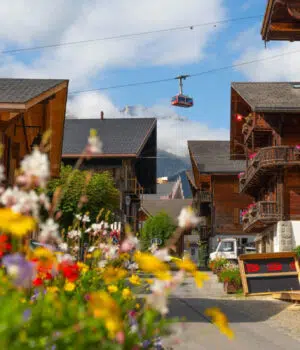 Comment combiner efficacement un séminaire professionnel et une escapade bien-être en Valais ? escapade bien-être