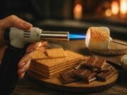 Griller un chamallow avec un chalumeau de cuisine : la technique ultime pour des s’mores parfaits découvrez la technique ultime pour griller un chamallow avec un chalumeau de cuisine et réussir des s'mores parfaits à chaque fois. astuces simples et résultats gourmands garantis !