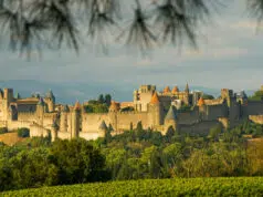 Patrimoine et voyage en Occitanie : de Carcassonne au pont du Gard sur les chemins de Compostelle